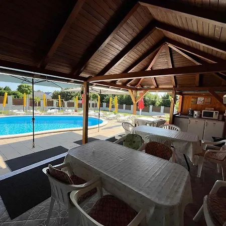 Appartement 17 Gyenesdiás